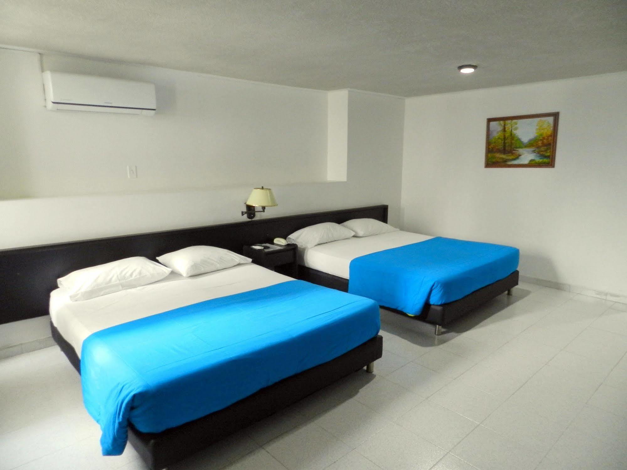 Hotel Don Gregorio Cartago Exterior photo