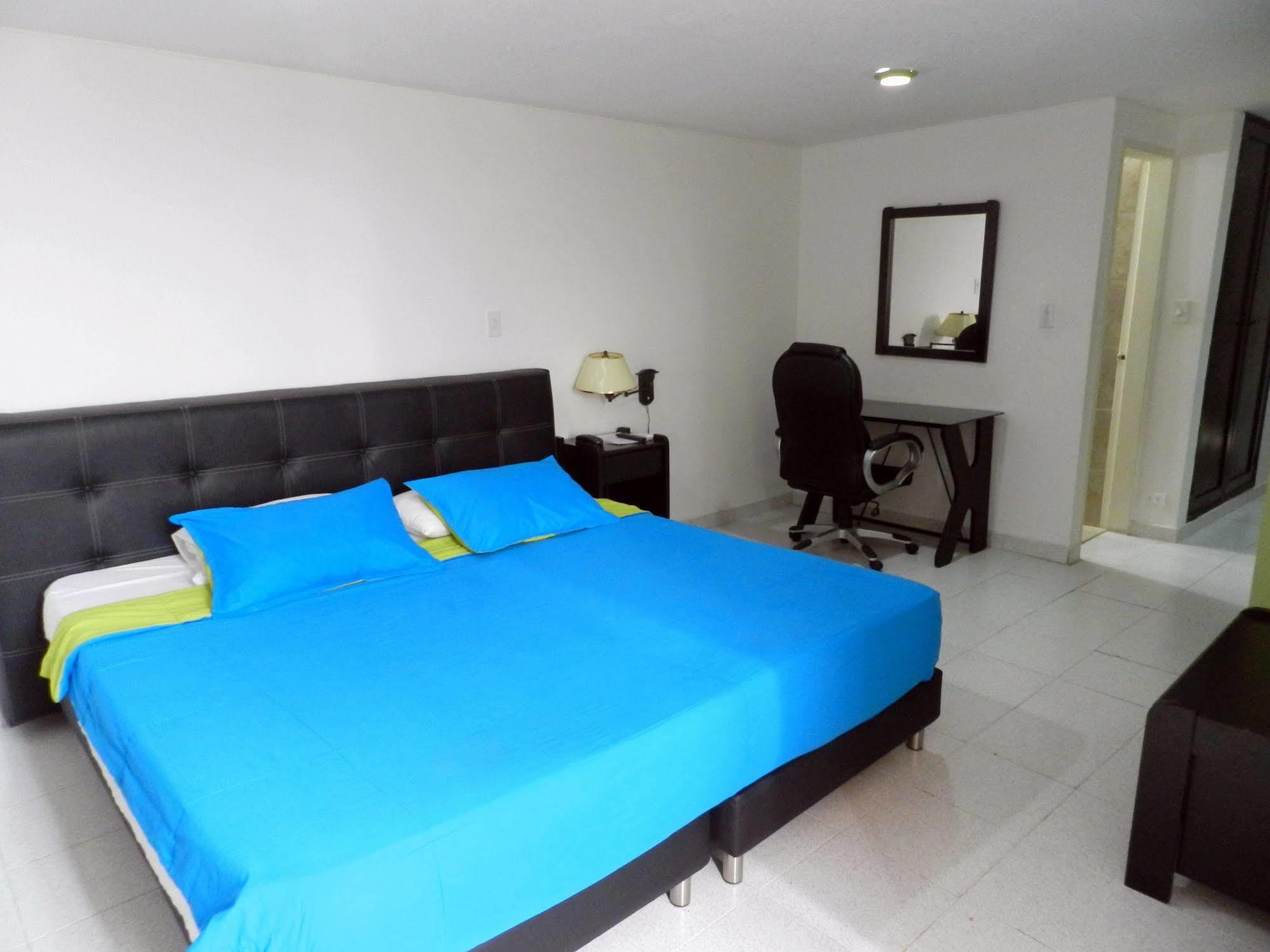 Hotel Don Gregorio Cartago Exterior photo